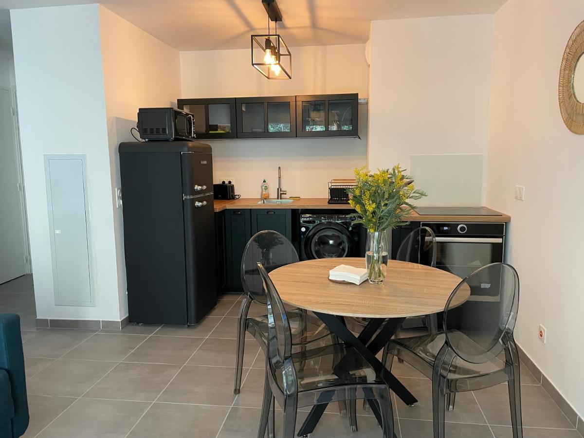 Bel Appartement Au Calme Avec Parking Menton Buitenkant foto