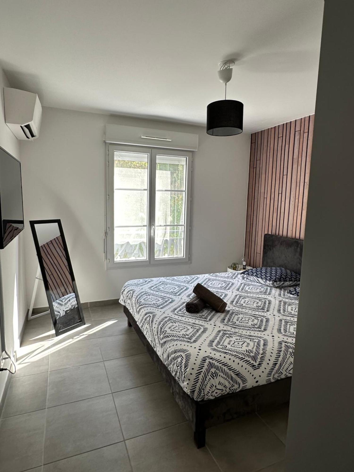 Bel Appartement Au Calme Avec Parking Menton Buitenkant foto